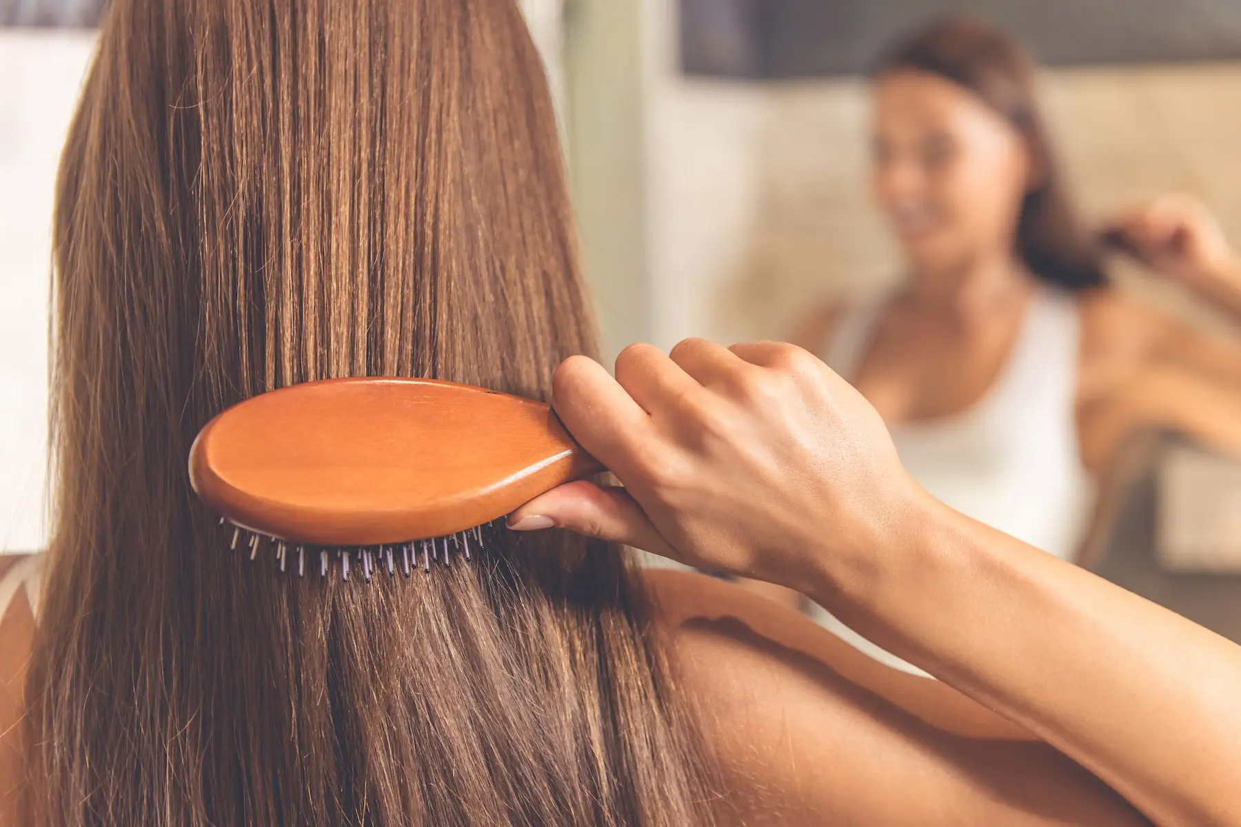 Как правильно ухаживать за волосами после процедуры наращивания 
